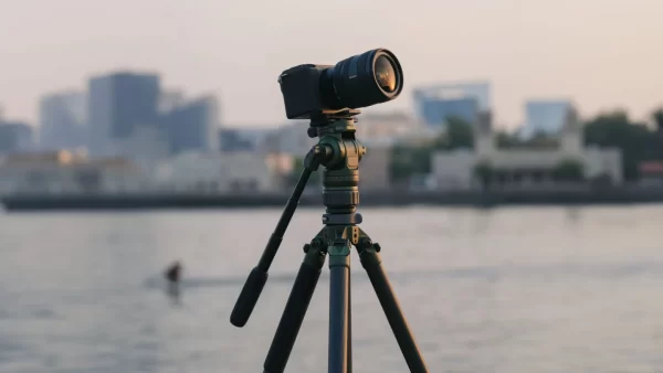 Tilta VT05 Travel Video Fluid Head with 3-Stage Carbon Fiber Tripod Legs (5KG) - Imagen 8