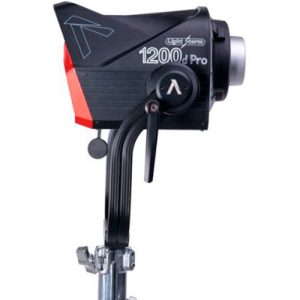 APUTURE Light Storm 1200d Pro Luz Diurna (Montaje en V)