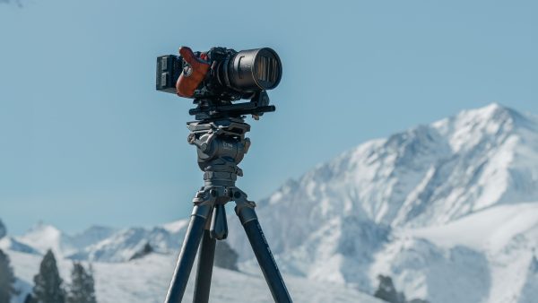 Tilta CT08 75mm Cine Fluid Head with 3-Stage Carbon Fiber Tripod Legs (8KG) - Imagen 2